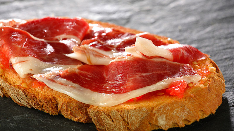 Tostada con jamón